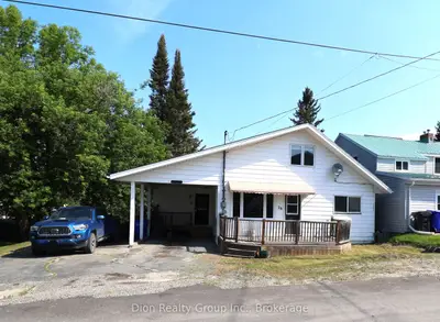 Detached in Kirkland Lake