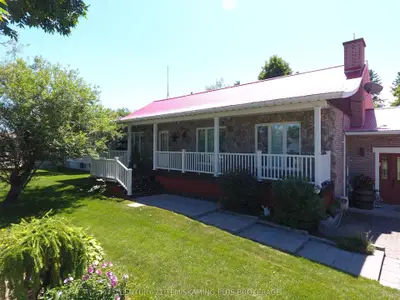 23 Twelfth Street E, Armstrong, On P0j 1e0