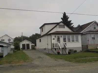 Detached in Kirkland Lake