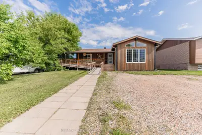 Detached in Kapuskasing