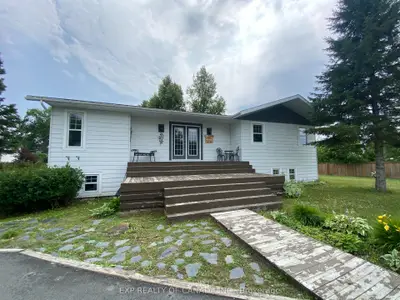 34 Seventh Street W, Cochrane, On P0l 1c0