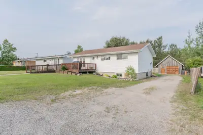 Detached in Smooth Rock Falls