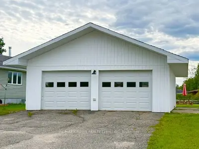 4 Niagara Street, Kapuskasing, On P5n 2b8