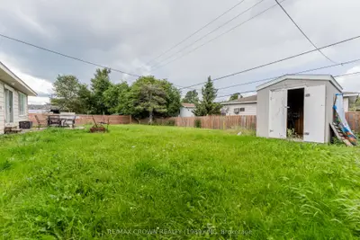 3 Clark Street, Kapuskasing, On P5n 1l3