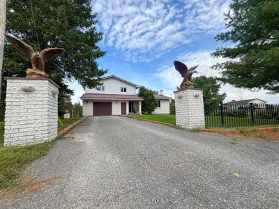 4 Michael Street, Englehart, On P0j 1h0