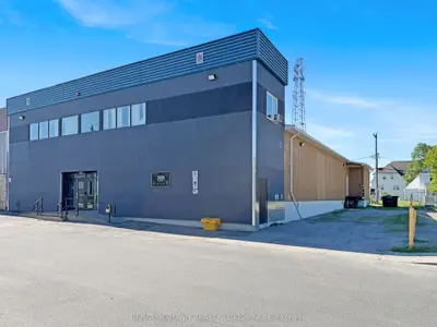12 Kolb Avenue, Kapuskasing, On P5n 1e9