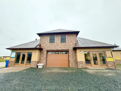 22 Fifth Avenue, Cochrane, On P0l 1c0