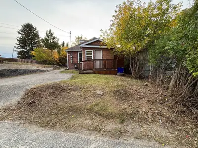 6 Boundary Lane, Timmins, On P0n 1g0