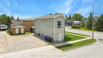 531 George Street, Hearst, On P0l 1n0