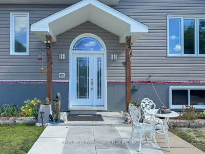 94 Hillview Street, Timiskaming, On P0j 1n0