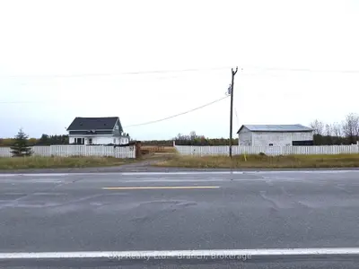 518 11 Highway W, Mattice-val Cote, On P0l 1t0