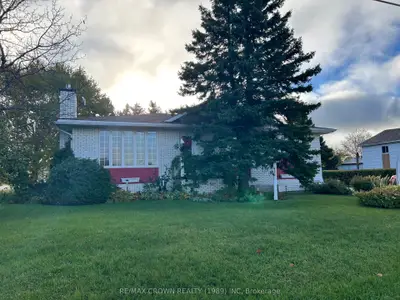 15 Lasalle Avenue, Kapuskasing, On P5n 2r8