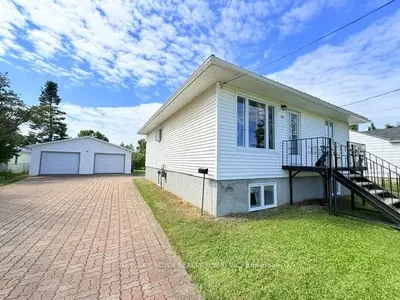 63 De L'etang Boulevard, Kapuskasing, On P5n 2m8