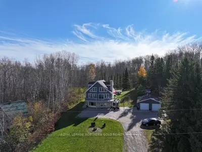 55 Lakeshore Avenue, Englehart, On P0j 1b0