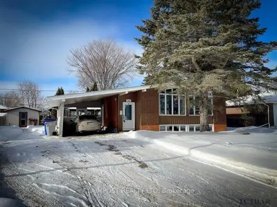 605 Dieppe Street, Timmins, On P4n 5g9