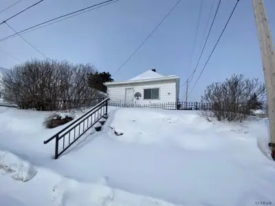 88 Fourth Street, Kirkland Lake, On P2n 1t1
