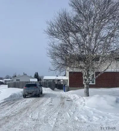 210 Lawrence Street, Timmins, On P0n 1c0