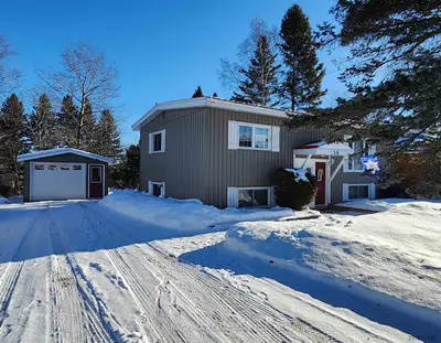 56 Tweedsmuir Road, Kirkland Lake, On P2n 1j2