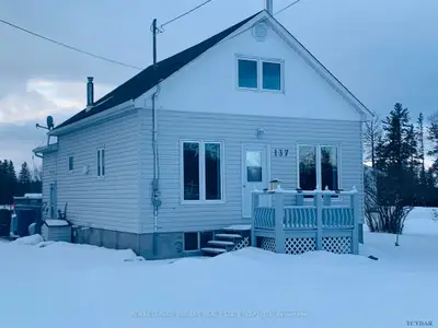 137 Brunelle Road S, Kapuskasing, On P5n 2x7