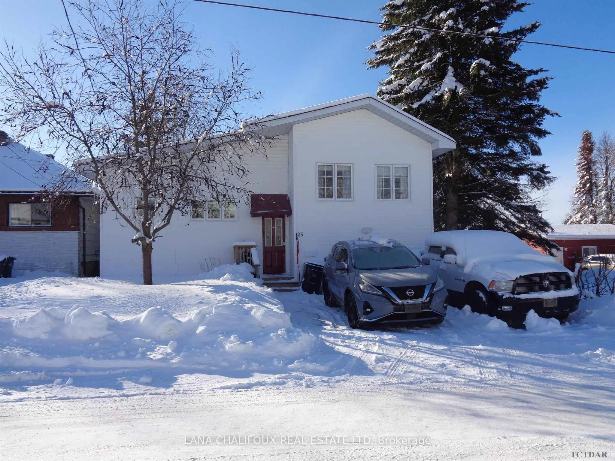 23 Dixon Avenue, Kirkland Lake, ON P2N 1W5