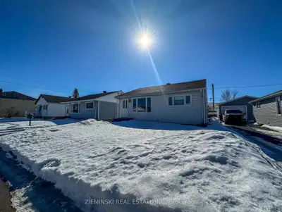 707 Pearl Avenue, Iroquois Falls, On P0k 1g0