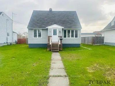 34 Bowman Avenue, Kapuskasing, On P5n 1n1