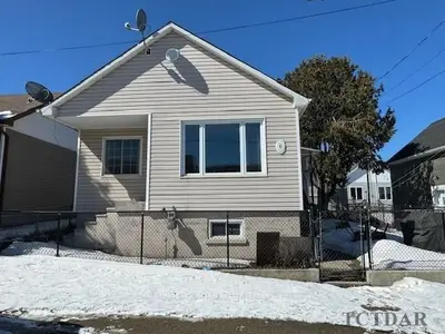 6 Vipond Road, Timmins, On P0n 1g0