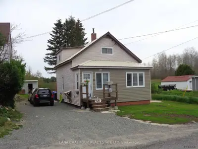 Detached in Kirkland Lake