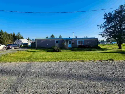 Detached in Tomstown
