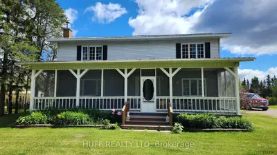 Detached in Tarzwell, Otto Township