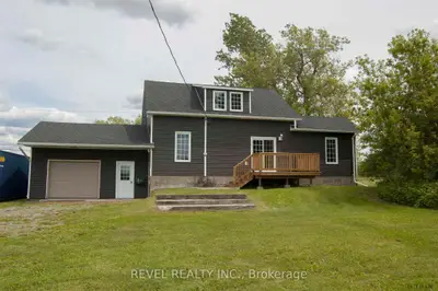 Detached in Black River Matheson