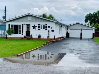 Detached in Kapuskasing