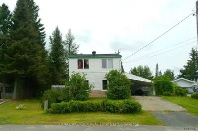 Detached in Kirkland Lake