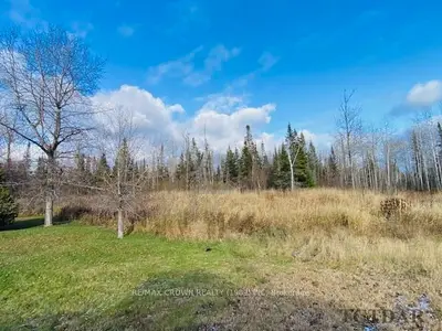 Pt Lt 20 Con 15 O'brien Twp Road, Kapuskasing, On P5n 2b6