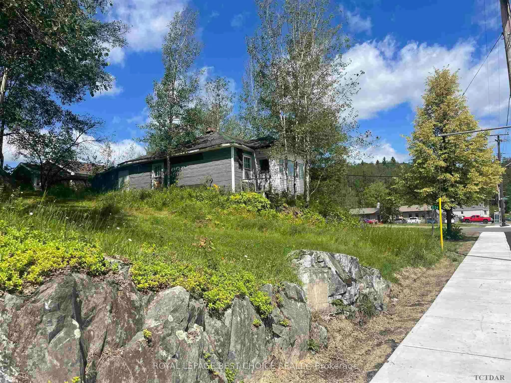 24 Godfrey Street, Kirkland Lake, On P0k 1l0