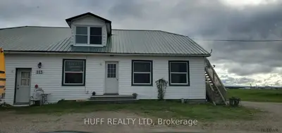 113 Tenth Avenue, Armstrong, On P0j 1e0