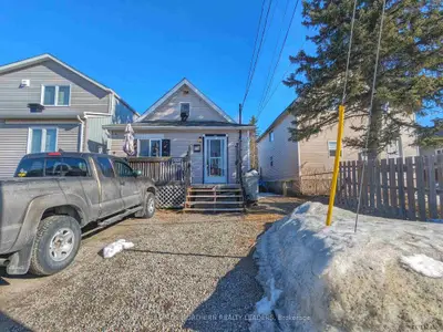 348 Lang Avenue, Timmins, On P4n 1h8