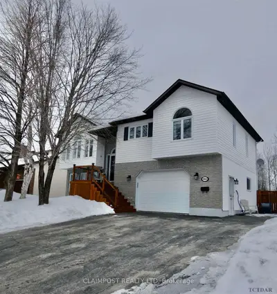860 Reg Pope Boulevard, Timmins, On P4n 8k8