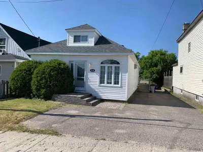 102 Way Avenue, Timmins, On P4n 3c7