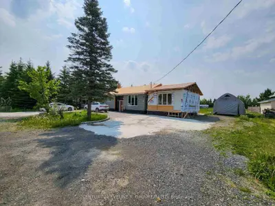 20 Third Street, Tomstown, On P0j 1h0