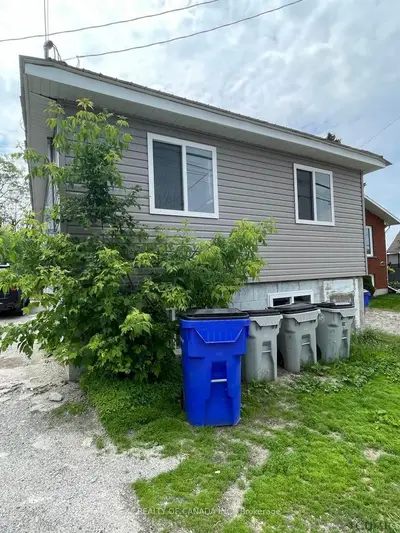 47-49 Commercial Avenue, Timmins, On P4n 2w8