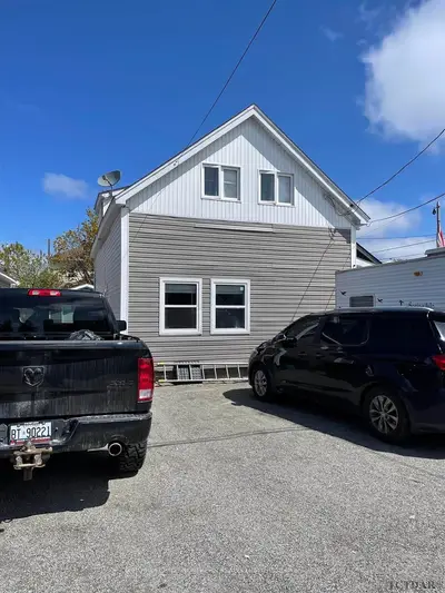 32 Wende Avenue, Timmins, On P4n 3e2