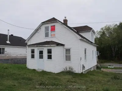 106a Woods Street, Kirkland Lake, On P2n 3c5