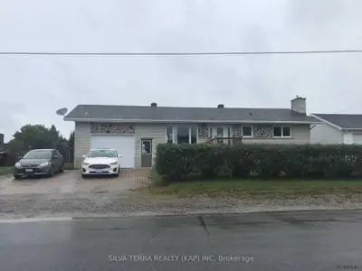 40 De L'etang Boulevard, Kapuskasing, On P5n 2m9