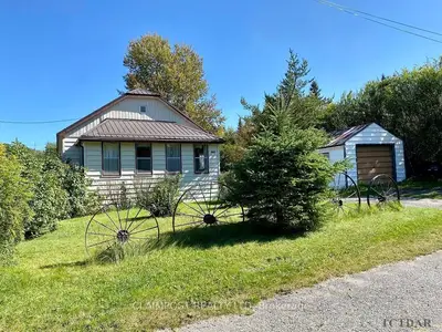 429 Smith Lane, Black River Matheson, On P0k 1n0