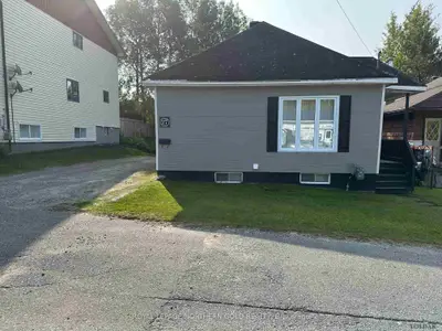 27 Dixon Avenue, Kirkland Lake, On P2n 1w5