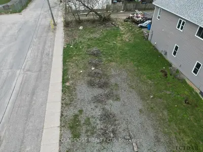 42 Dwyer Avenue, Timmins, On P0n 1g0