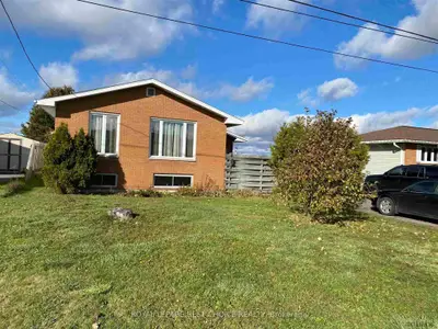 477 Ross Avenue W, Temiskaming Shores, On P0j 1p0