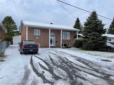 161 Clifford Street, Timmins, On P4r 1b7