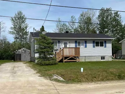 Detached in Moosonee